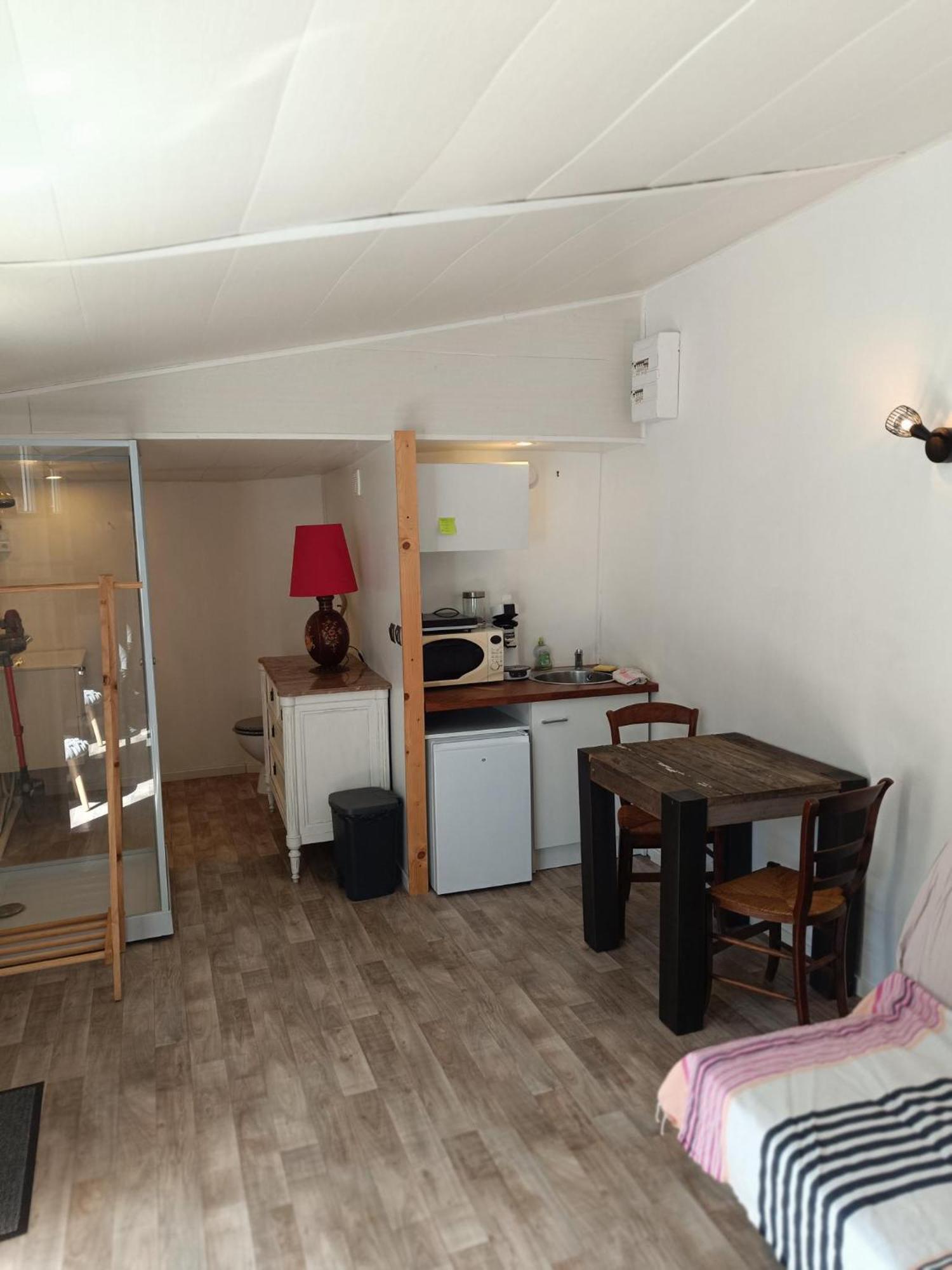 Le Studio Au Calme A Royan Luaran gambar